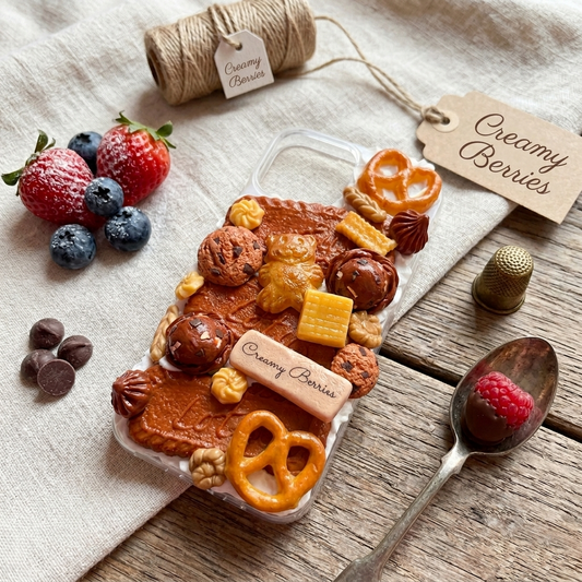 One Little Afternoon Break - Biscuit & Cream Decoden Phone Case iPhone, Galaxy, Google Pixel